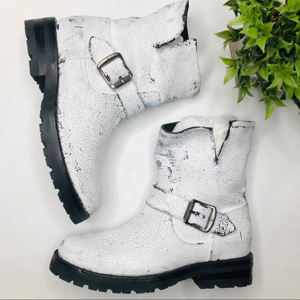 FRYE Natalie Engineer Leather chunky boot